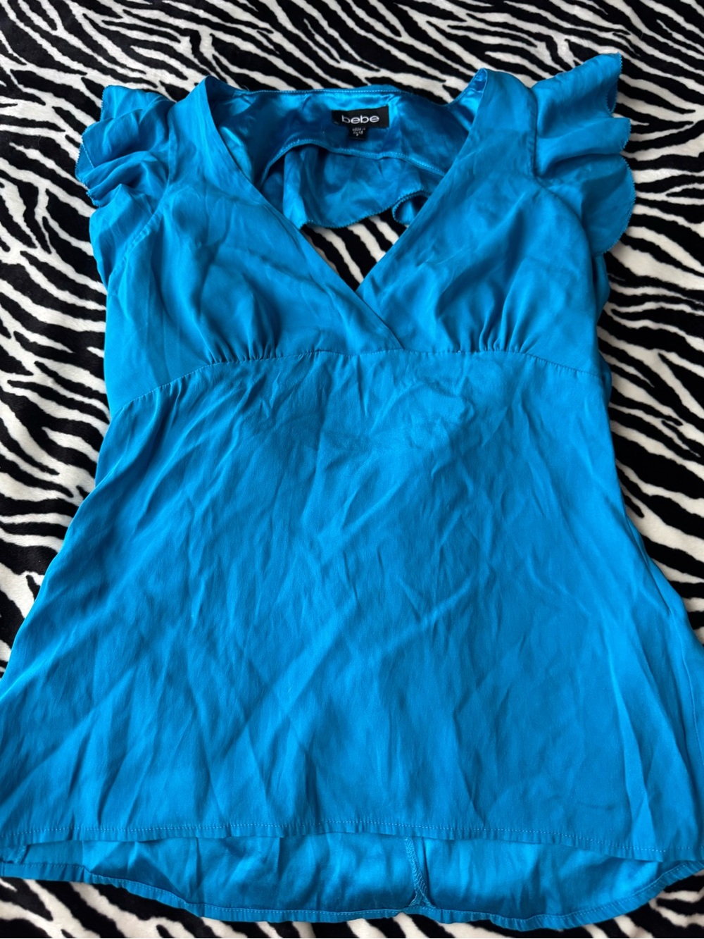 bebe Turquoise V-Neck Cap Sleeve Blouse